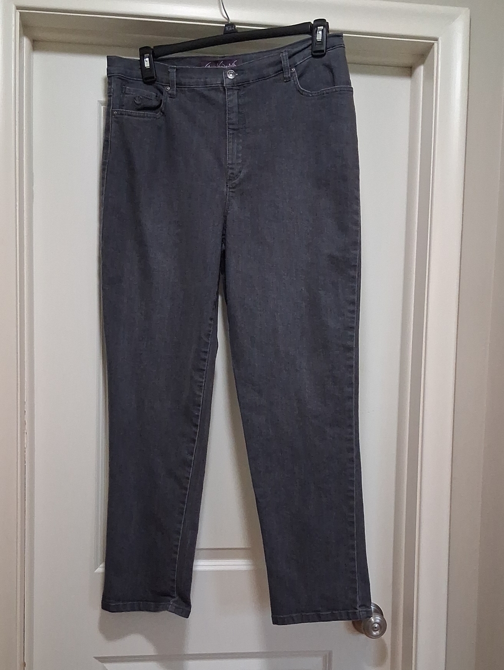 Gloria Vanderbilt Gray Jeans